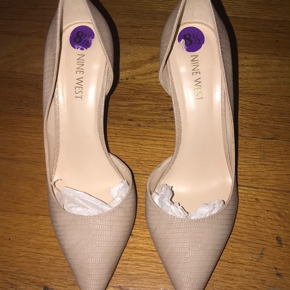 Nine West heels 👠 Beige Colorway - Picture 1 of 4